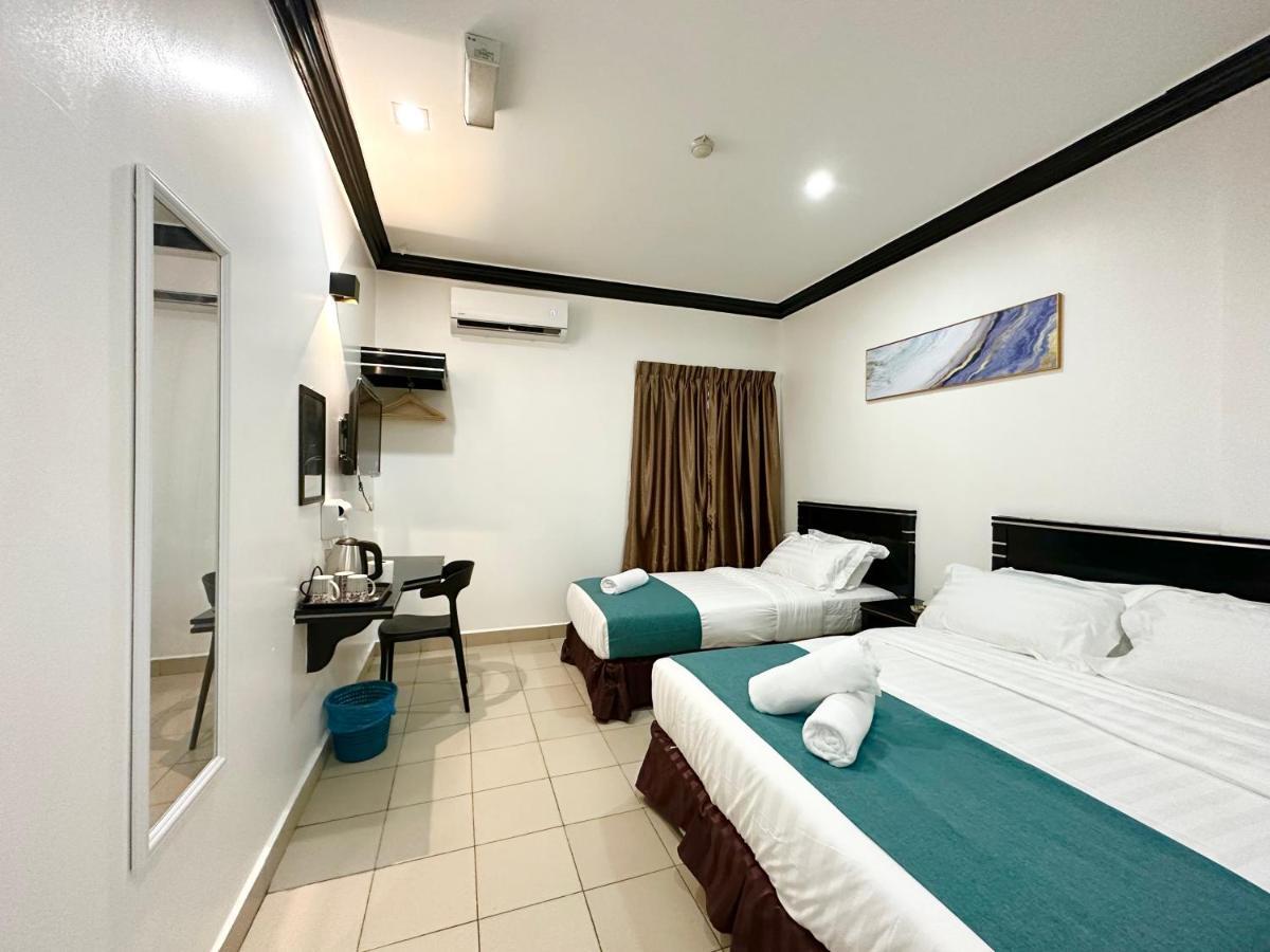 Hotel Tourist City Centre By Hotspot Essential Kota Kinabalu Exterior foto