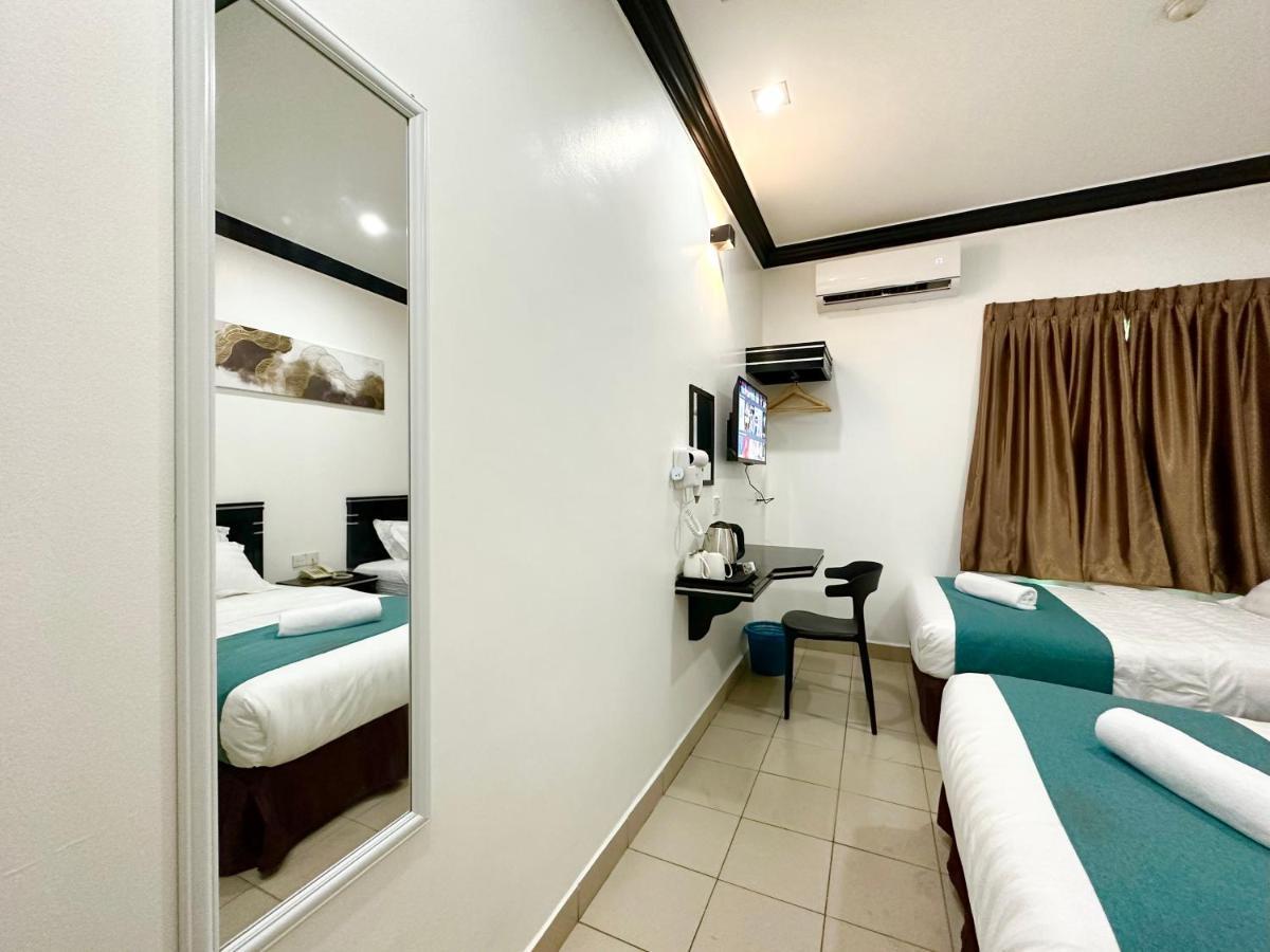 Hotel Tourist City Centre By Hotspot Essential Kota Kinabalu Exterior foto