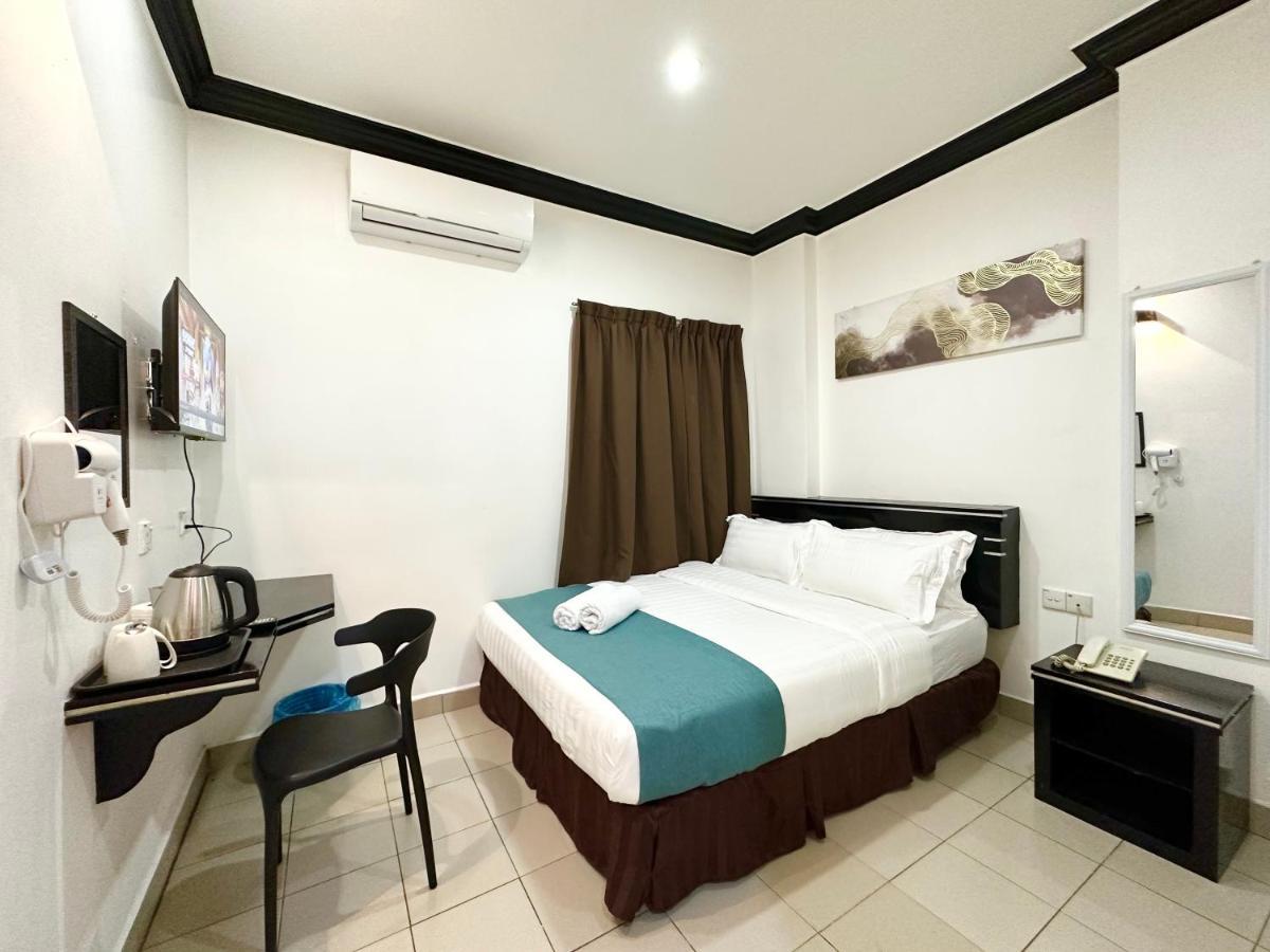 Hotel Tourist City Centre By Hotspot Essential Kota Kinabalu Exterior foto
