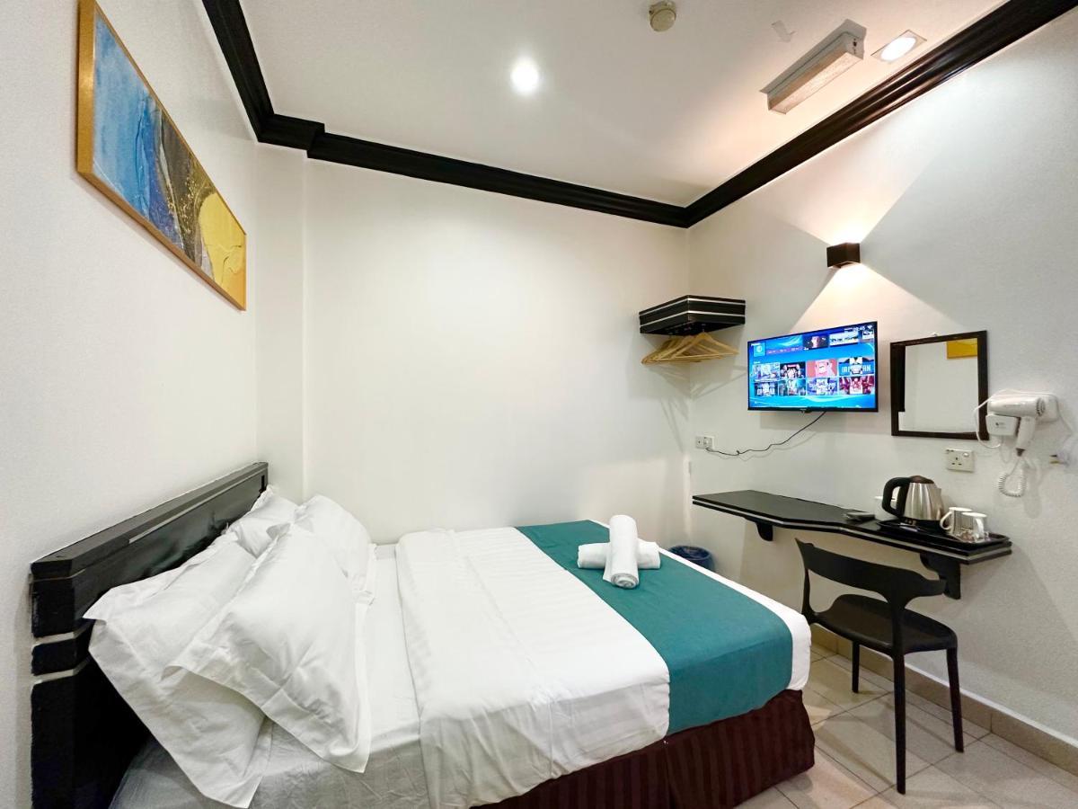 Hotel Tourist City Centre By Hotspot Essential Kota Kinabalu Exterior foto
