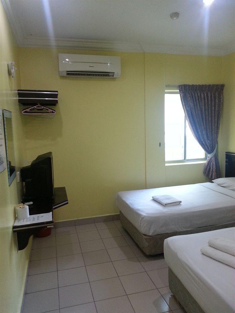 Hotel Tourist City Centre By Hotspot Essential Kota Kinabalu Exterior foto