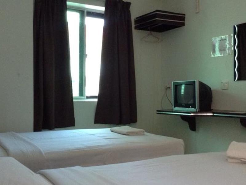 Hotel Tourist City Centre By Hotspot Essential Kota Kinabalu Exterior foto