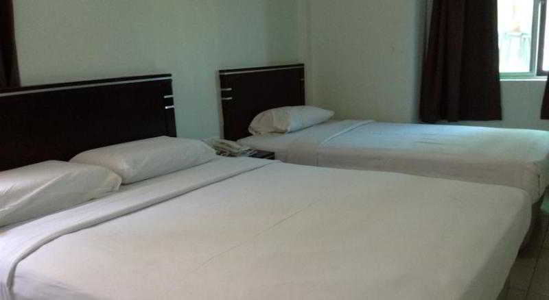Hotel Tourist City Centre By Hotspot Essential Kota Kinabalu Exterior foto