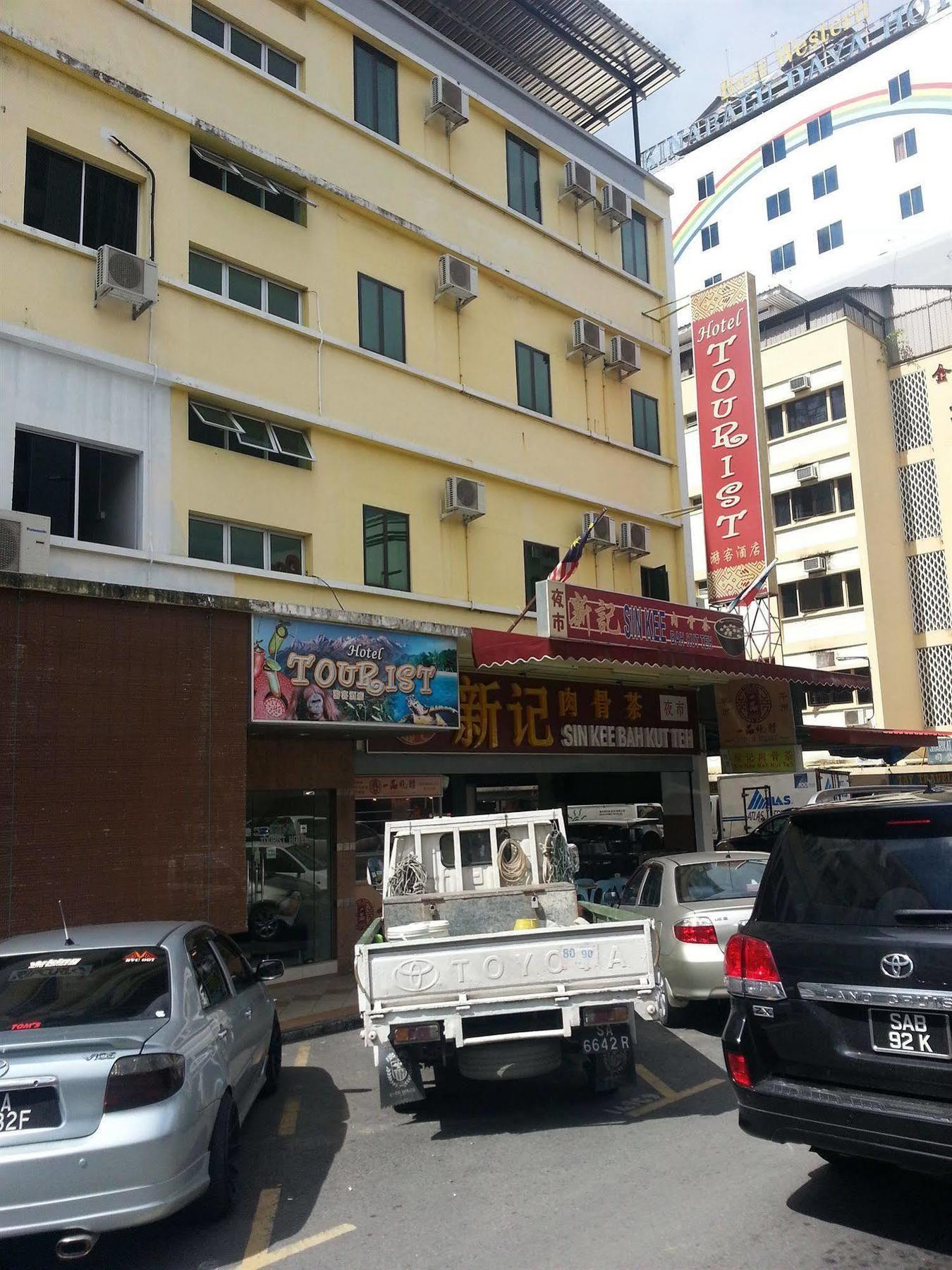 Hotel Tourist City Centre By Hotspot Essential Kota Kinabalu Exterior foto